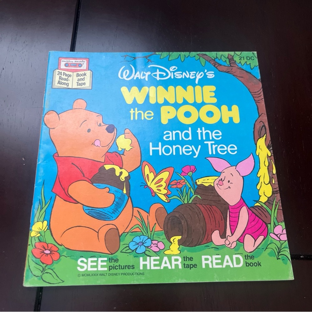Disney's Winnie the Pooh and the Honey Tree Book Read Along Without Tape